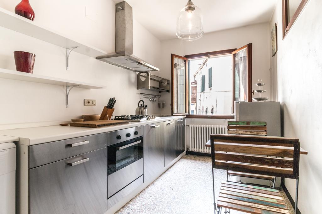 Casa Dell'Artista Apartment Венеция Екстериор снимка